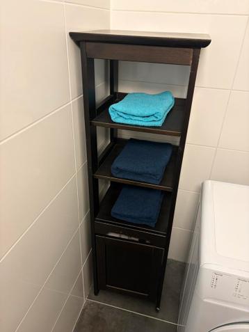 Handdoekenkast