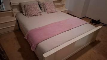 2 persoons bed, wit 1.60 x 2.00 m