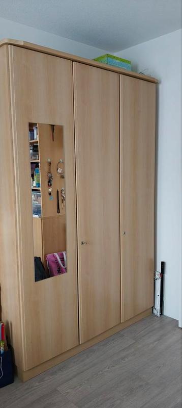 Garderobe kast; 155cm breed