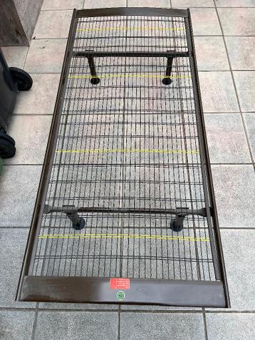 2 Bedspiralen 85x190 incl poten 30cm hoog