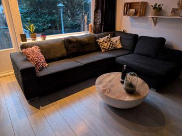 Grote hoekbank in goede staat