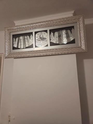 Wandlijst met klok  Gratis ophalen