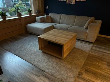 Gratis Bank, Tafel en Kleed - Af te halen!