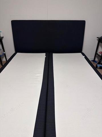 Carpe diem bed (onderstel+achterwand+topper)