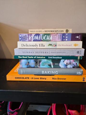 GRATIS Stapel Kookboeken - Diverse Titels. Hele stapel.