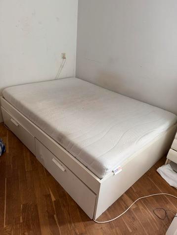Ikea Brimnes bed 140x200 + matras