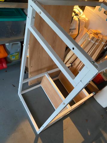 Bureautje gratis op te halen