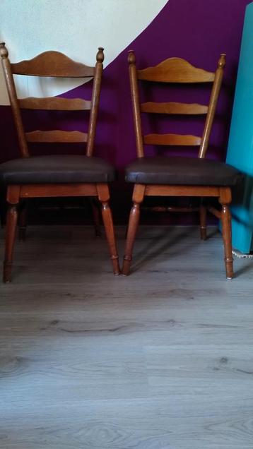GRATIS 2 stoelen