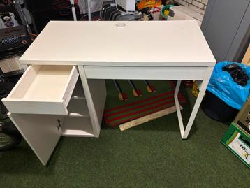 Bureau (tje) gratis