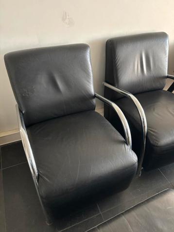 Gratis - Mooie set van 2 leren fauteuils met 2 hockers