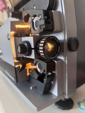 Silma super8 120 SL projector zgan inc scherm en film