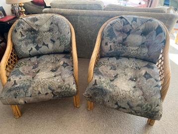 TWEE MOOIE RIETEN FAUTEUILS