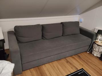 Grijze stoffen slaapbank - Driepersoons