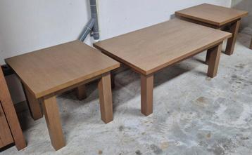 Houten tafeltjes/bijzettafels
