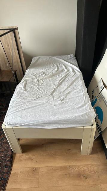 Eenpersoons bed
