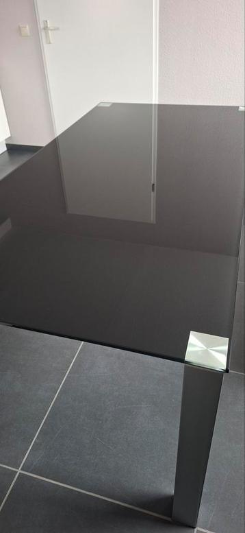 Eettafel zwart glas