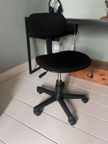 Zwarte bureaustoel - nette staat, gratis af te halen