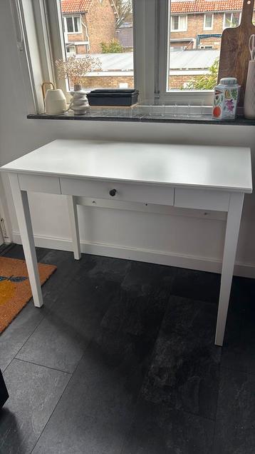 Gratis af te halen uitklapbaar bureau/tafel wit ikea