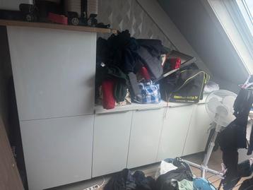 Gratis kasten met werkblad - reeds gedemonteerd