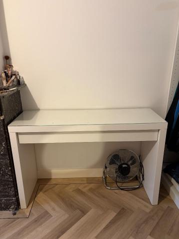 Make up tafel ikea