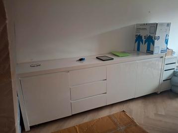 Wit hoogglans dressoir (240cm) - gratis af te halen