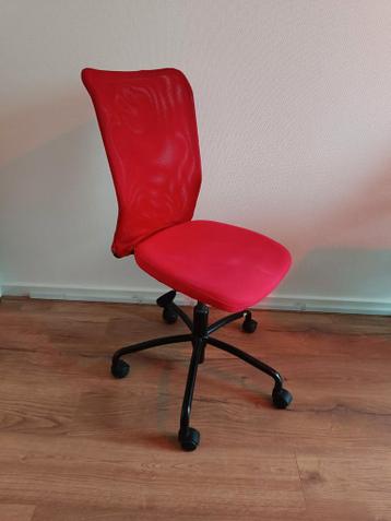 Rode bureaustoel gratis