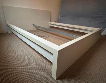 Gratis af te halen Ikea Malm bed wit 160x200
