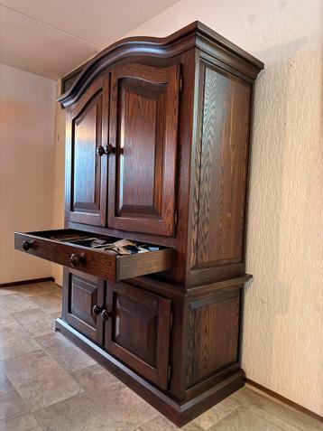 GRATIS Massief Eiken Buffetkast - 195 x 143 cm