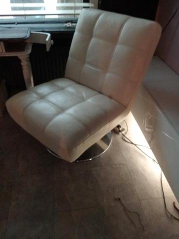 Gratis bank en  draaistoel - Comfortabel en stijlvol