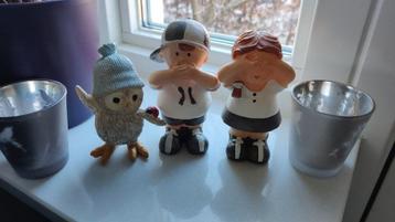 Decoratieve kaarsenpotjes, poppetjes en uiltje