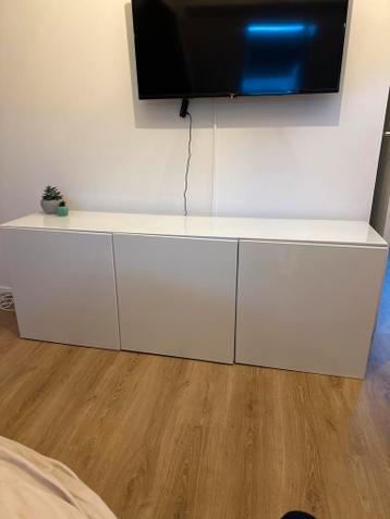 IKEA Kast combinatie met glazen blad