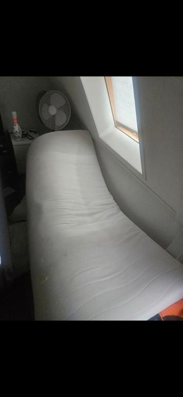 Matras 160x200x wit (3 jaar gebruikt) zonde om weg gooien