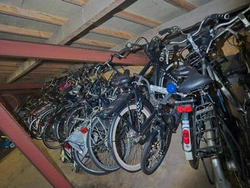 Gevraagd oude fietsen mag werk aan zitten