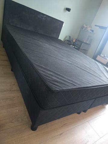GRATIS: BOXSPRING 140X200