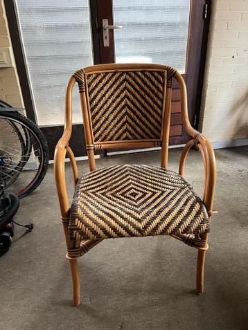 Rotan Stoel met Armleuning
