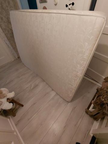 Matras 140x200 gratis afhalen