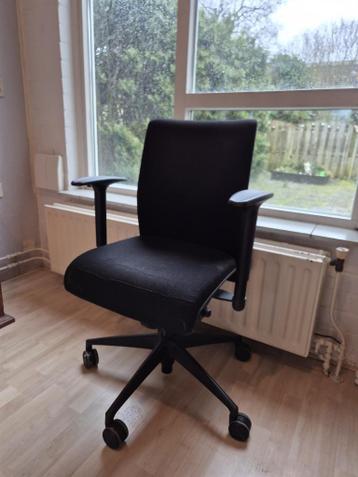 Bureaustoel gratis af te halen