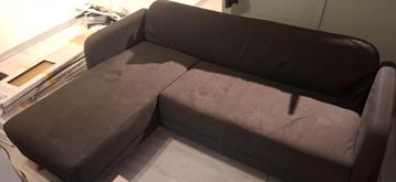 Gratis af te halen: grijze bank