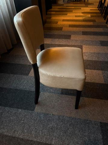Eetkamer stoelen Gratis