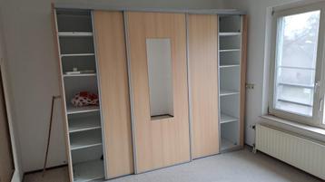 Grote kledingkast gratis ophalen