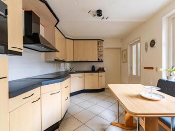 Gratis af te halen: Complete keuken + bijkeuken (incl. app)