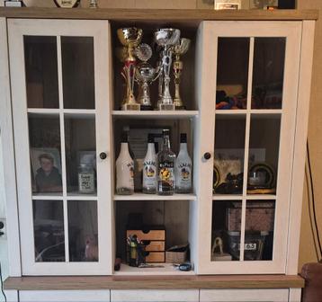 Gratis bovenkant buffetkast - 131x113x35cm