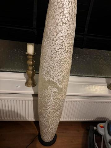 Staanlamp Gratis alleen ophalen