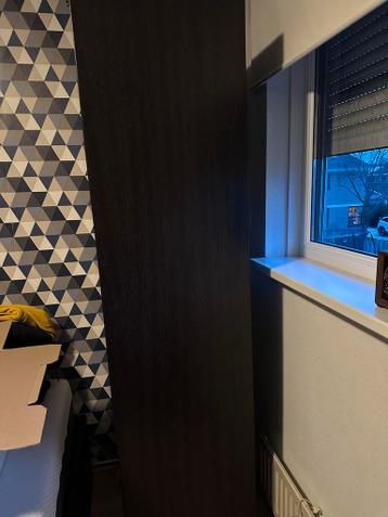 IKEA Pax kast + twee planken