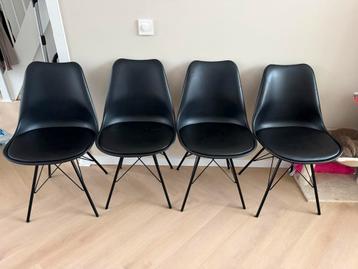 4 zwarte KICK Luuk stoelen - gratis af te halen