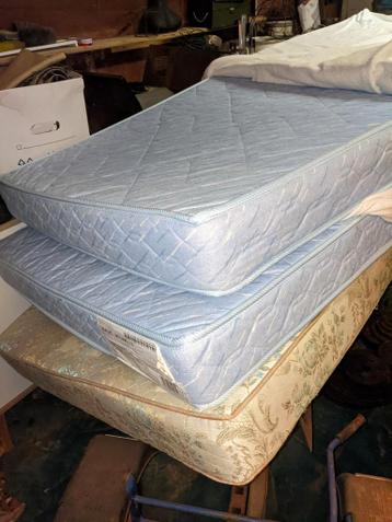 Gratis , 3 x matras ophalen