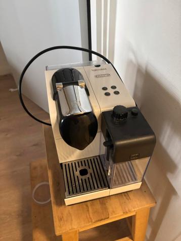 Nespresso DeLonghi Koffiemachine - melkopschuimer defect