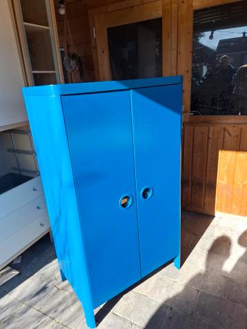 Blauwe kinderkamerkast + ladekast - gratis af te halen!