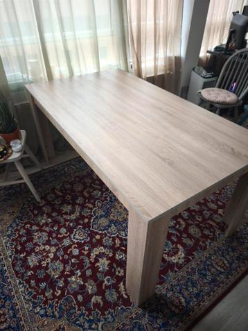 4 person beige dining table