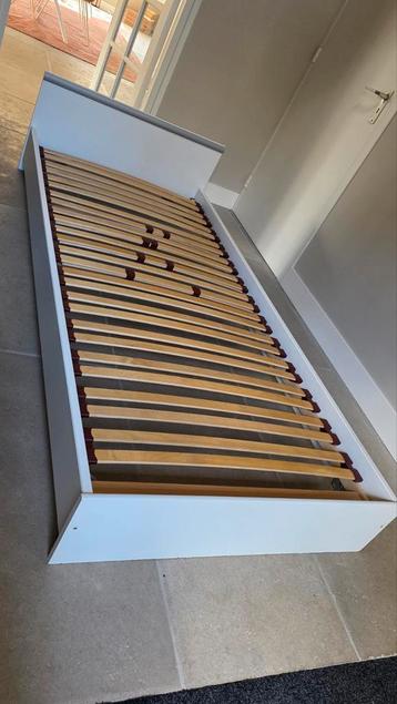 Wit bedombouw 90x200 met lattenbodem